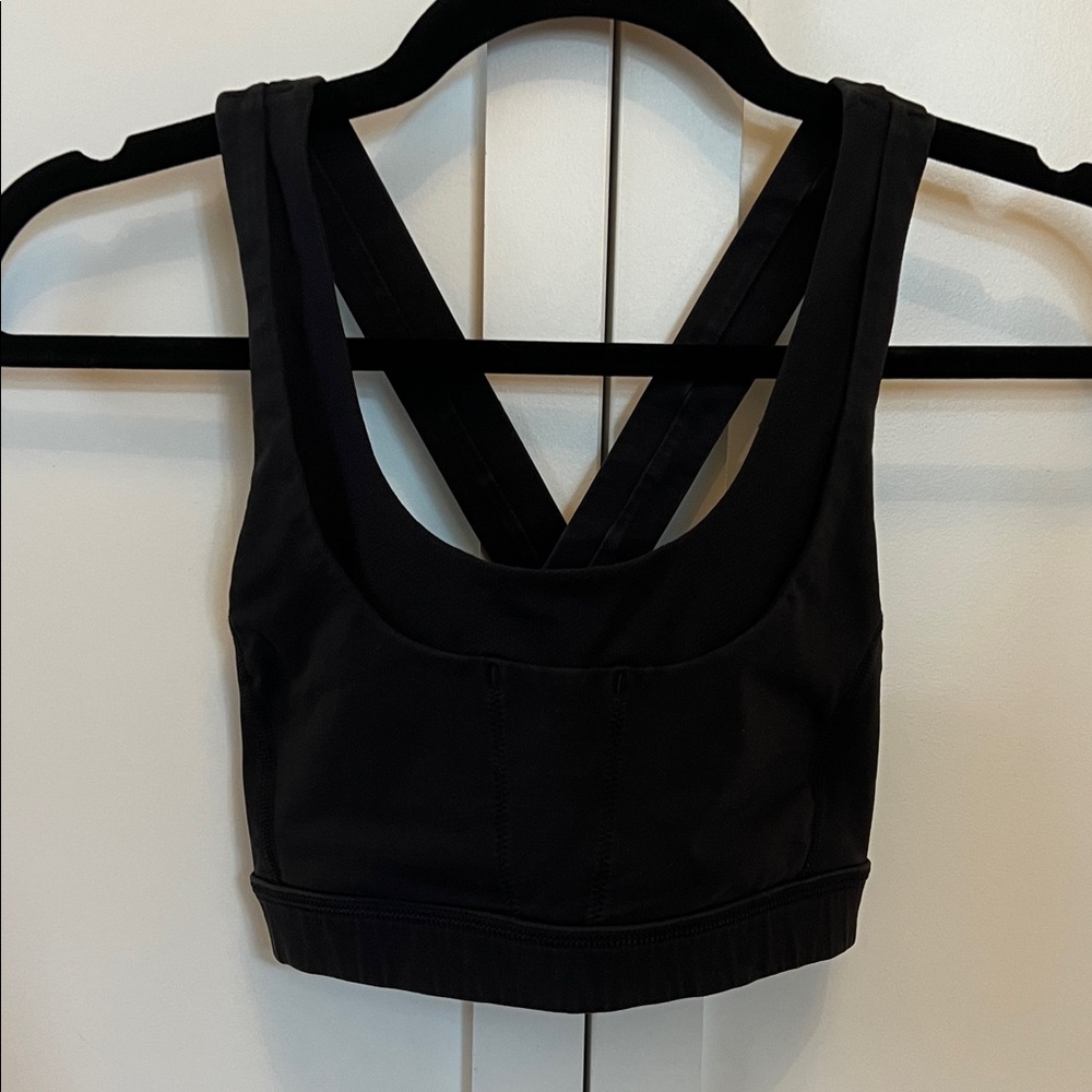 Black Lululemon Sports Bra